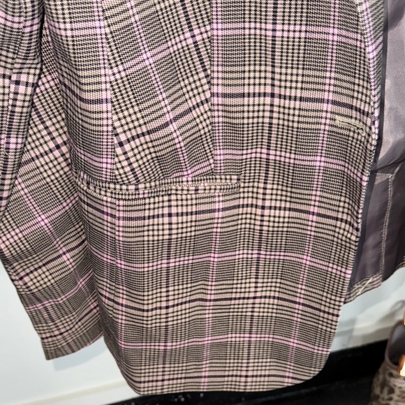 VENUS Pink and Brown Checkered Blazer - Picture 3 of 4